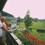 Unterburg Penzion 3*