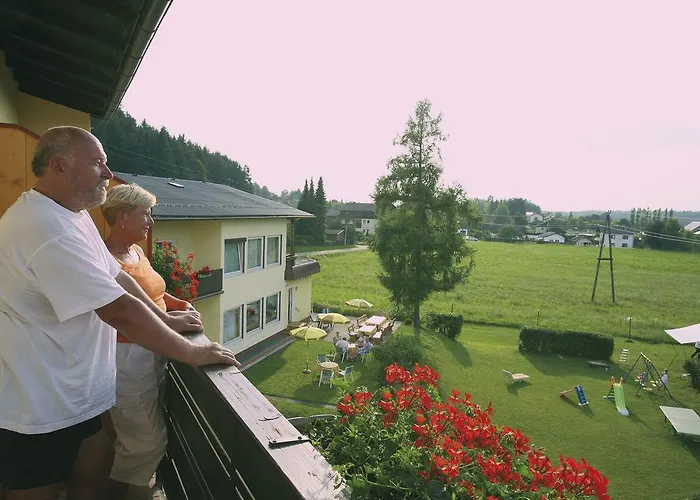 Unterburg Pensjonat 3*